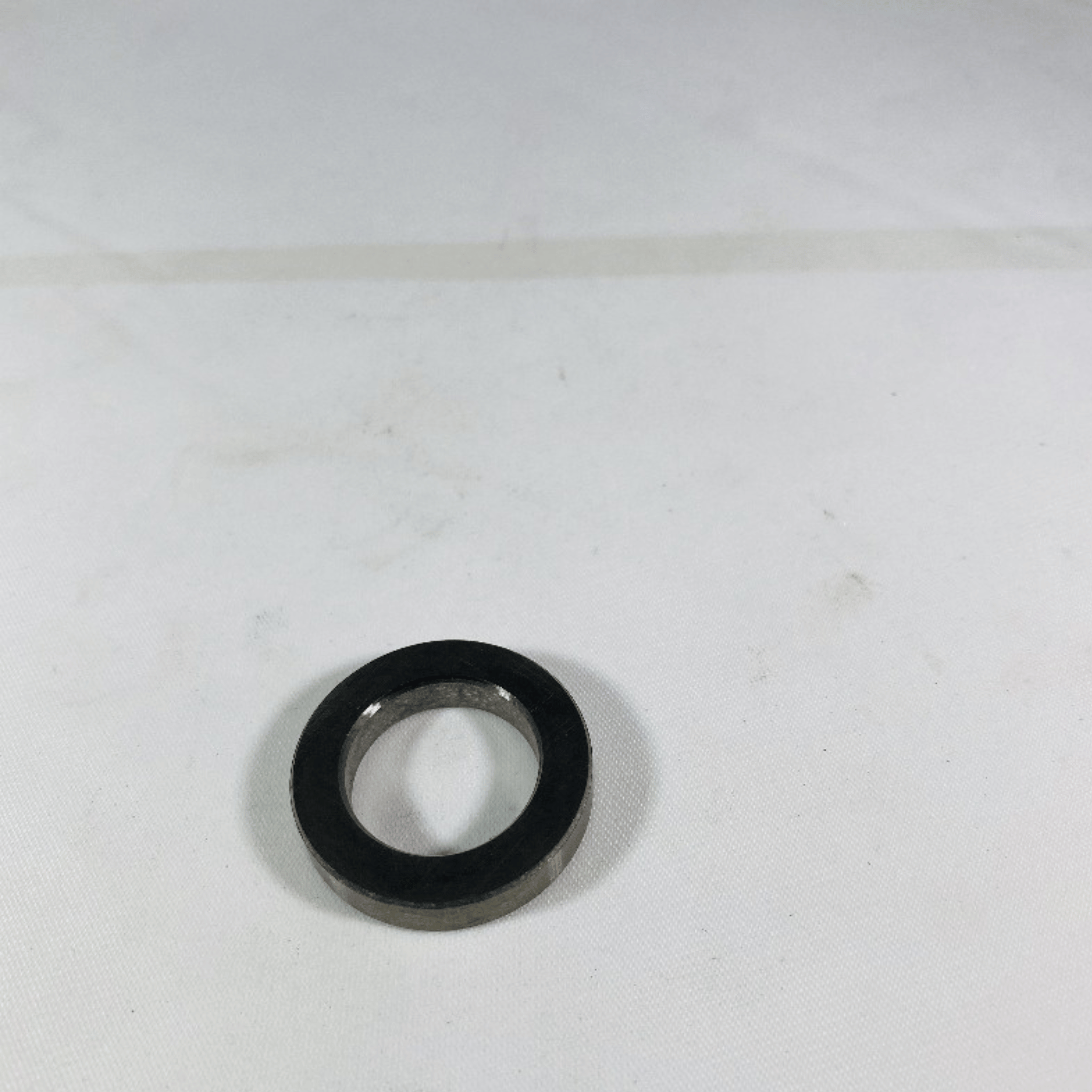 Titan 509623 Inlet Valve Seat